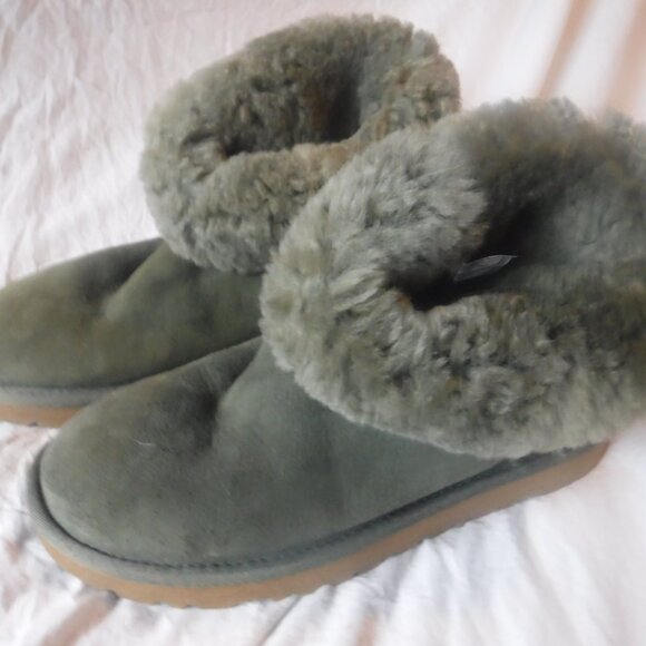 Green Ugg Winter boots Womens Size 6 Pre OWned - Picture 7 of 10